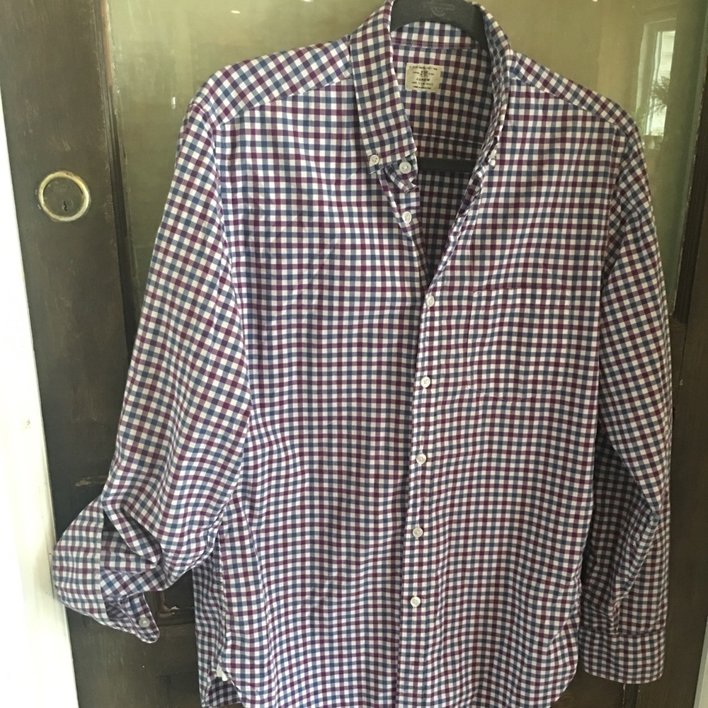 MEN’s button up shirt